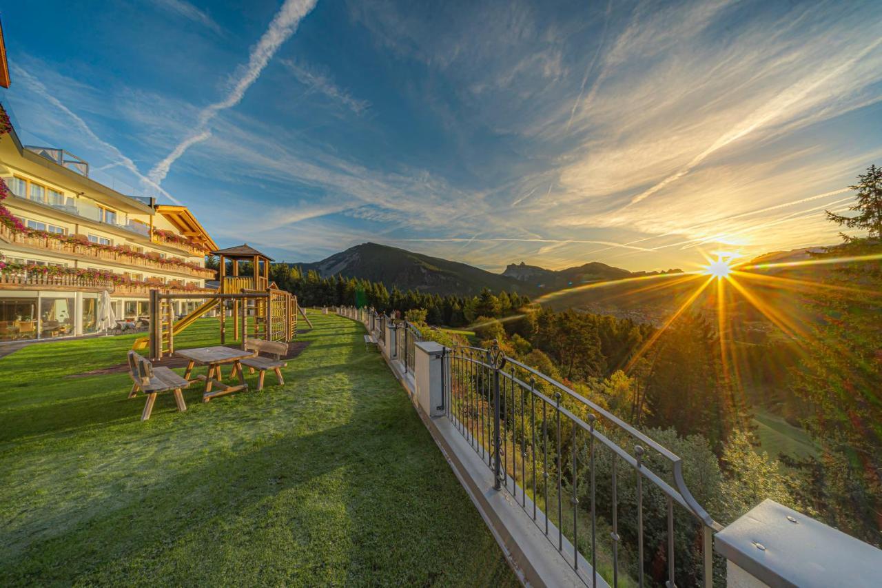 Hotel Scherlin Ortisei Eksteriør bilde