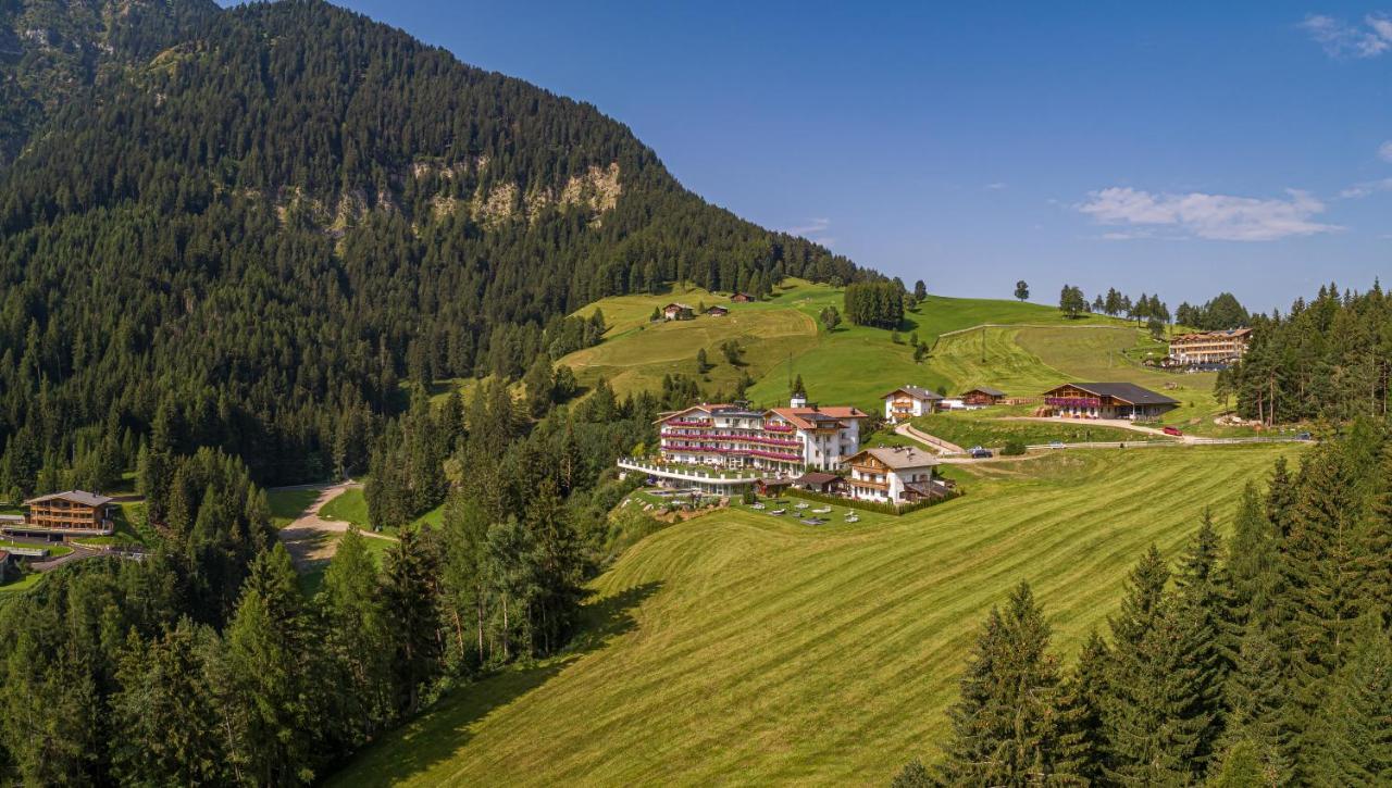 Hotel Scherlin Ortisei Eksteriør bilde