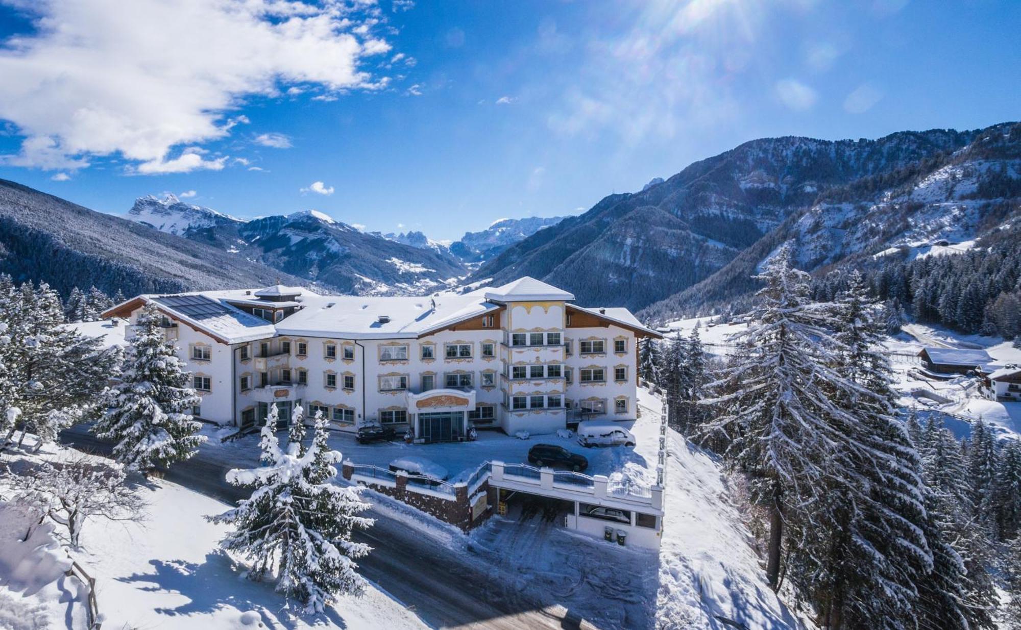 Hotel Scherlin Ortisei Eksteriør bilde