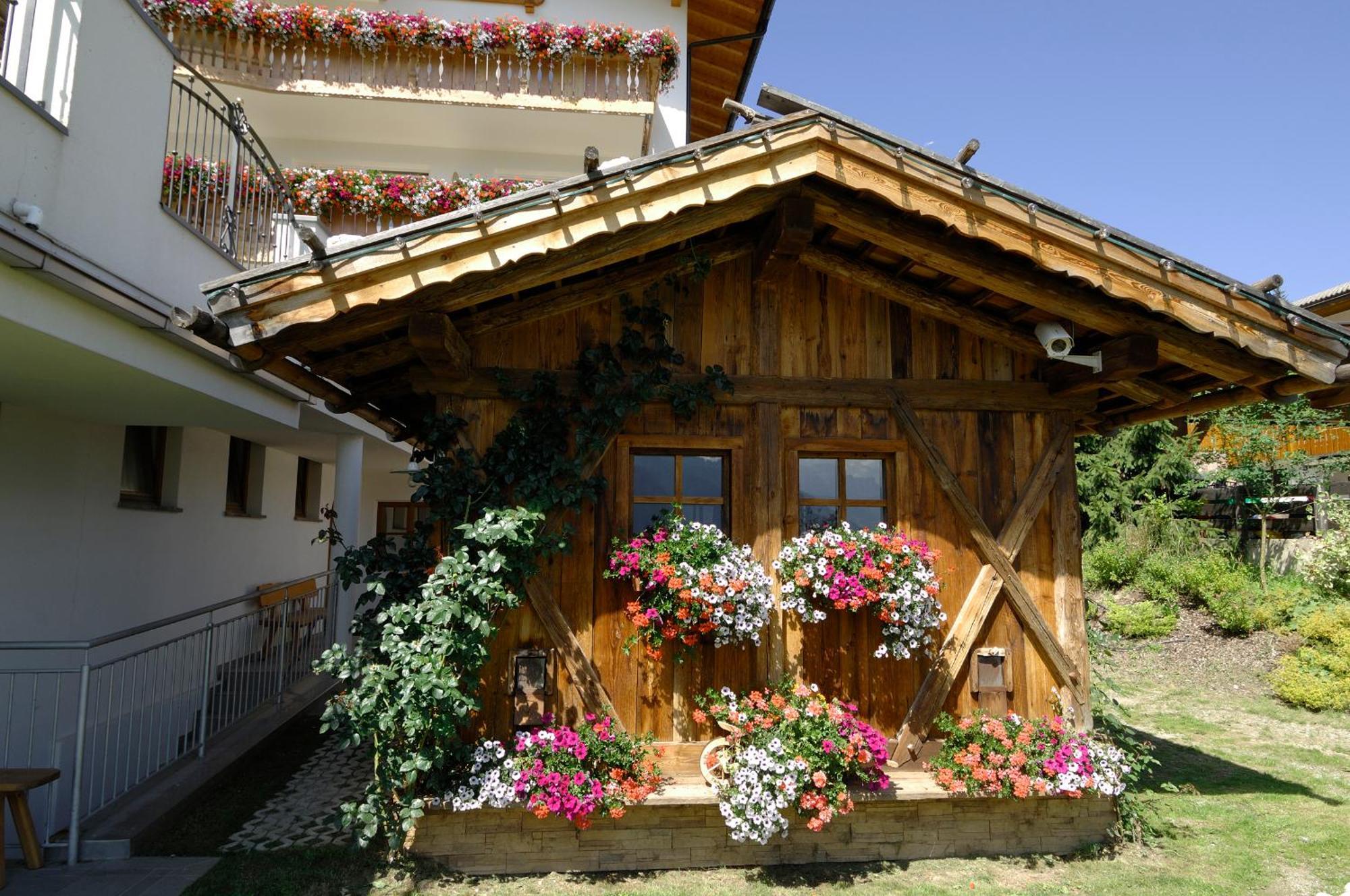 Hotel Scherlin Ortisei Eksteriør bilde